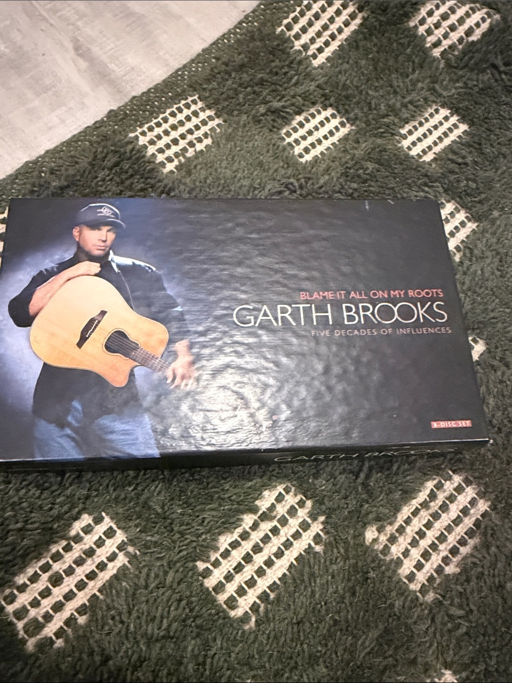 Garth Brooks 'Blame It All On My Roots' Box Set - Five Decades of Influences 8CD